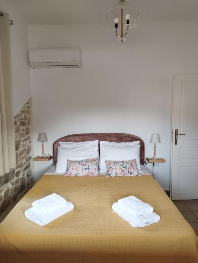 Apartmán Το Πέτρινο Aitoliko Exteriér fotografie